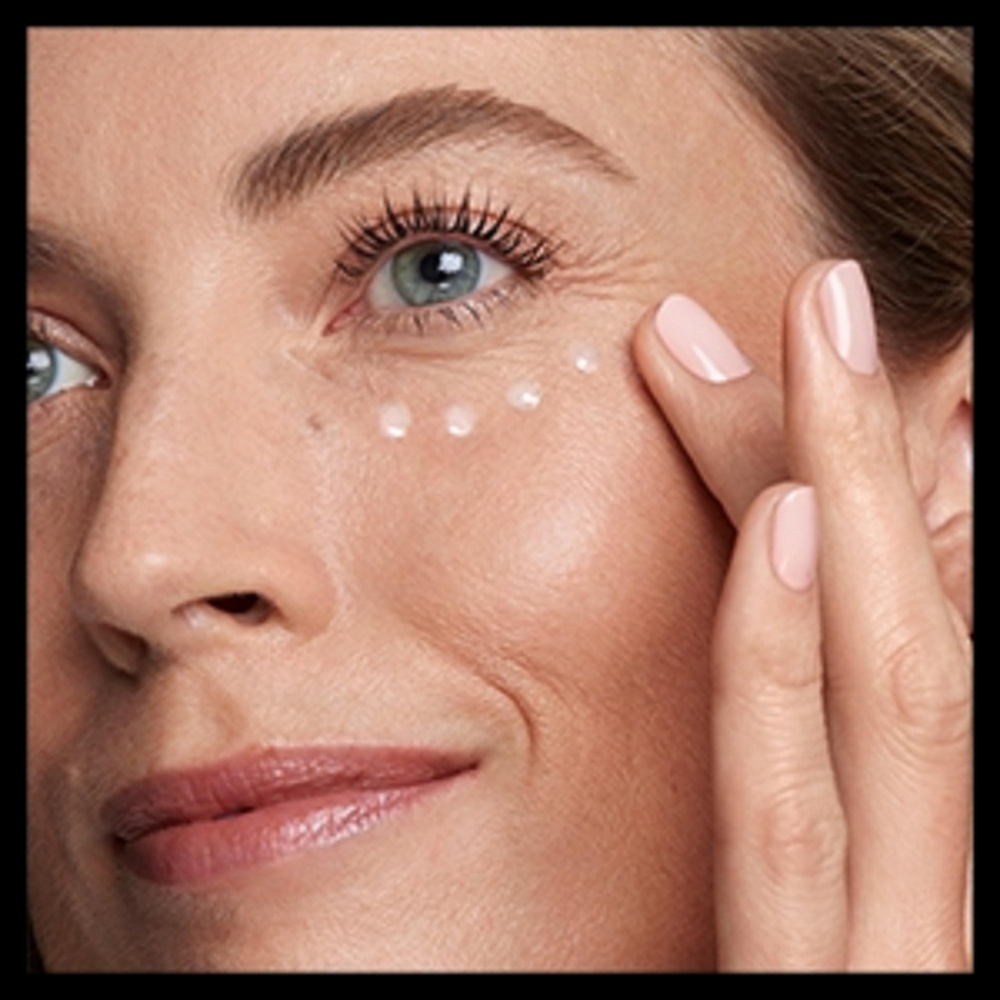 CoverGirl Simply Ageless Skin Blurring Serum - Anti Wrinkle Serum Face SerumCoverGirl3616300752425Face SerumFace Serum