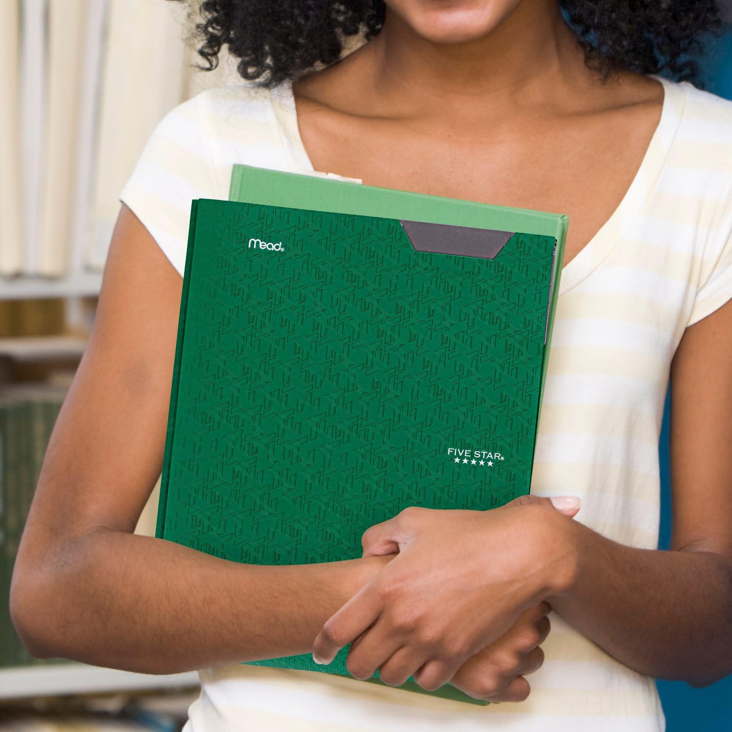 Five Star 2 Pocket Folders with Prong Fasteners, Stay - Put Folder - 1 CountFive Star043100340300Pocket FolderPocket Folder