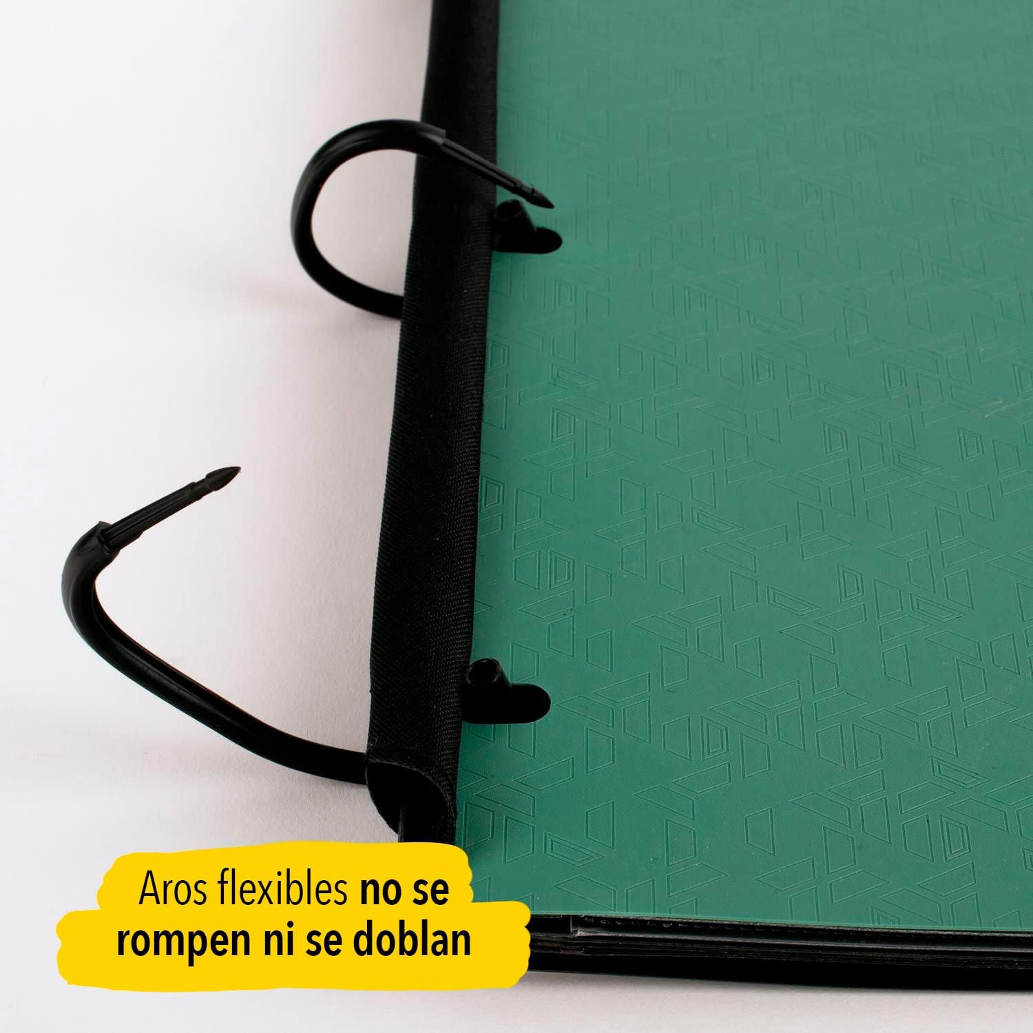 FIVE STAR Flex Refillable Notebook + Study App, College Ruled Paper, 1 Inch TechLock Rings, Pockets, Tabs and Dividers, 200 Sheet CapacityFive Star043100293286Refillable NotebookRefillable Notebook