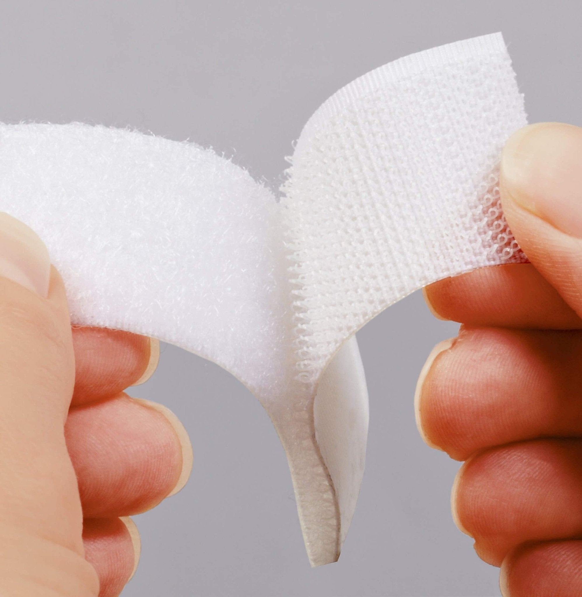 3M Scotch Brand Touch Fasteners, 3/4 in x 3 in, Strips, 4 Sets, WhiteScotch778853158475Adhesive Velcro StripsAdhesive Velcro Strips